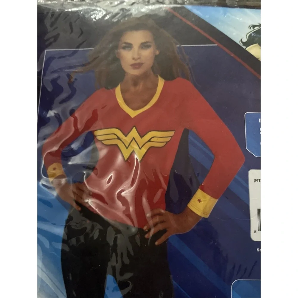 Wonder Woman Halloween Costume Adult Large 14-16 Rubies shirt cape
